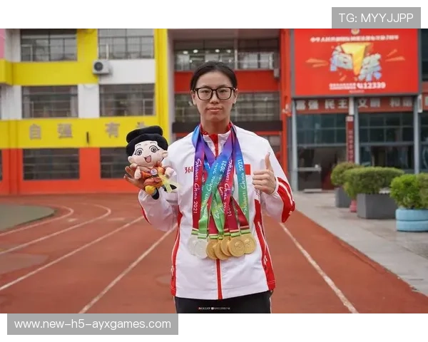 主持人惜别S15：赛场故事未完待续