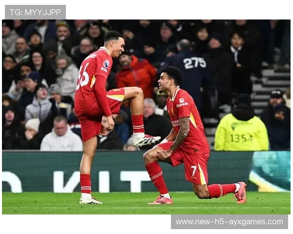 利物浦-大胜热刺，萨拉赫梅开二度领衔，利物浦与热刺足球比分预测