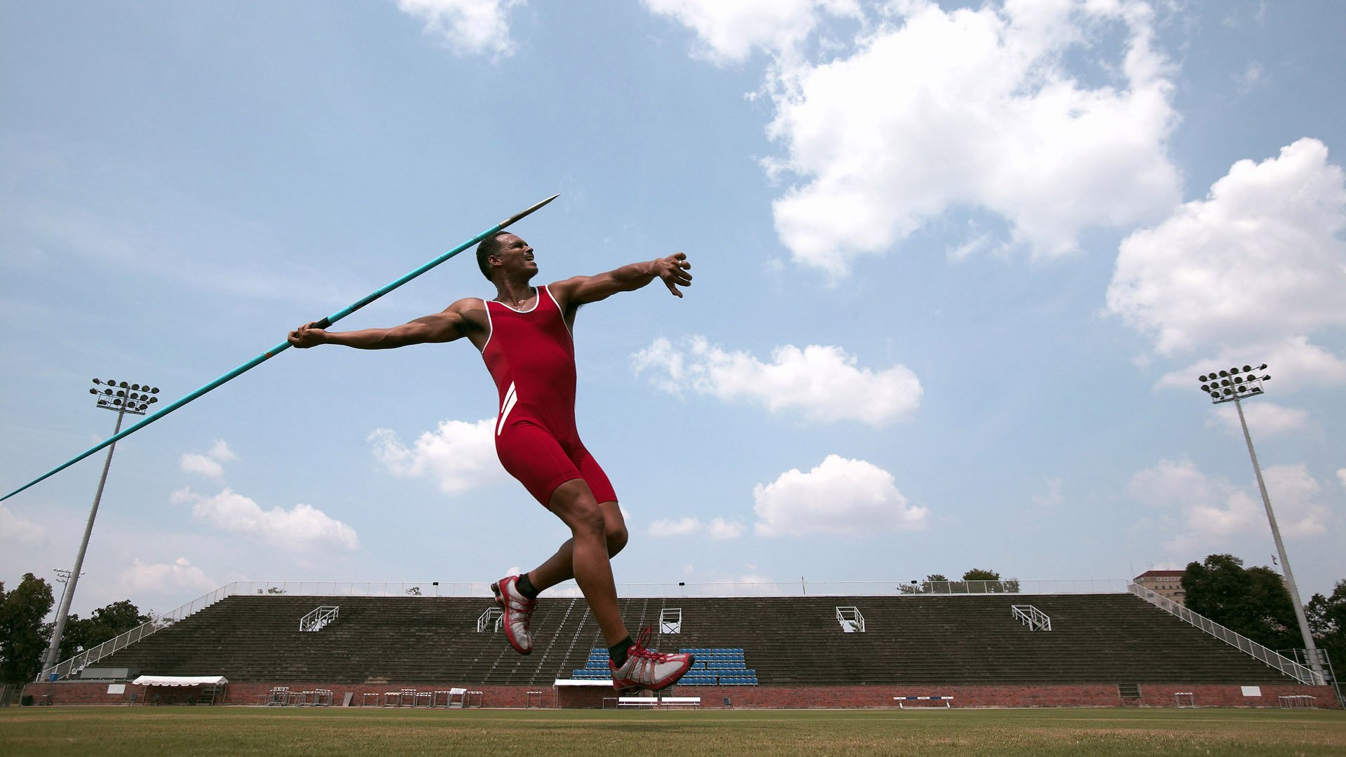 体操世锦赛女子全能：美国新生代一骑绝尘 成为拜尔斯接班人